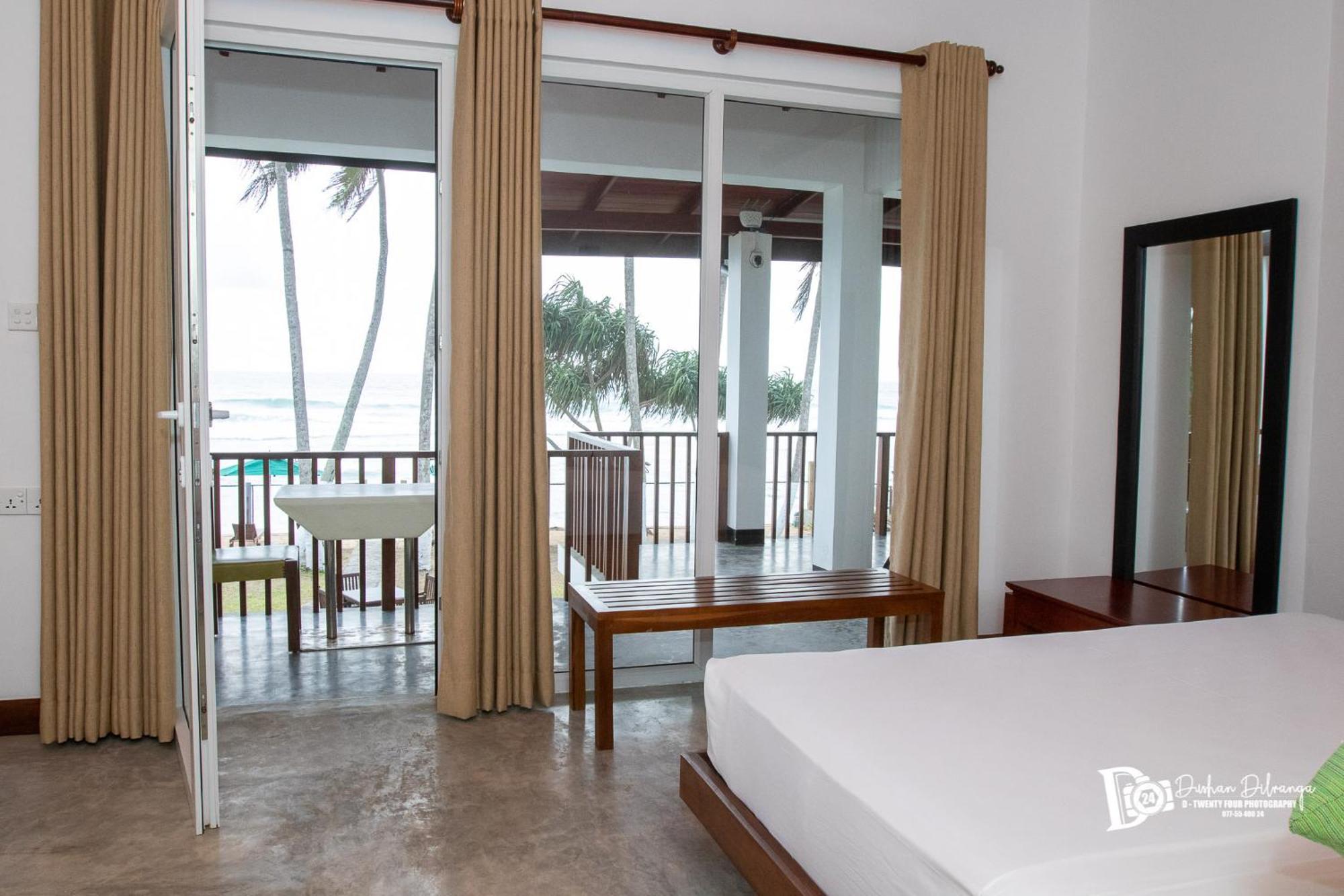 Shavara Beach Ahangama Eksteriør billede