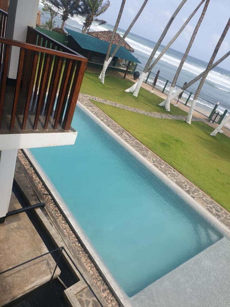 Shavara Beach Ahangama Eksteriør billede