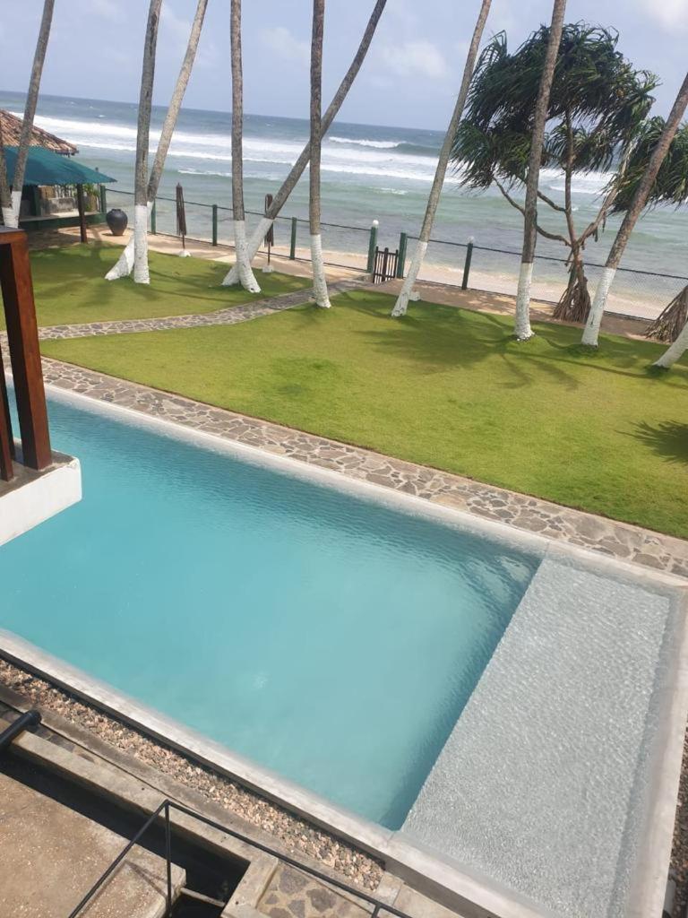 Shavara Beach Ahangama Eksteriør billede