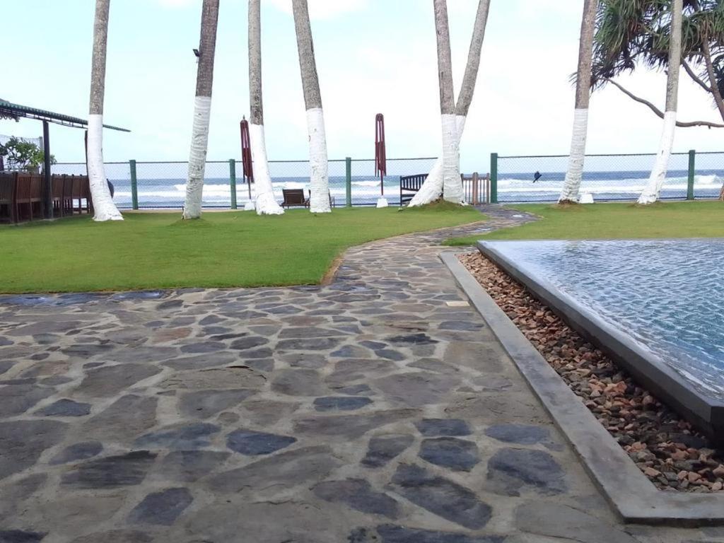 Shavara Beach Ahangama Eksteriør billede